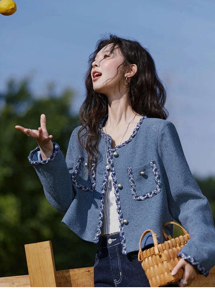 MISHOW Retro Fragrant Style Jacket for Women Spring 2025 Shoulder Pads Coarse Tweed Splicing Ribbon Blue Suit Coats MXE13W0705