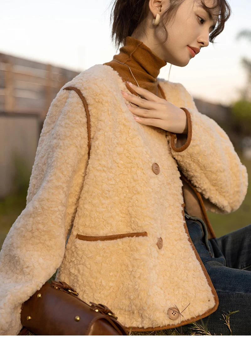 MISHOW Lamb Wool Coat 2023 Double Breasted Winter French Lambswool Jacket Women's Thick Warm Solid New Outerwears MXB45W0850