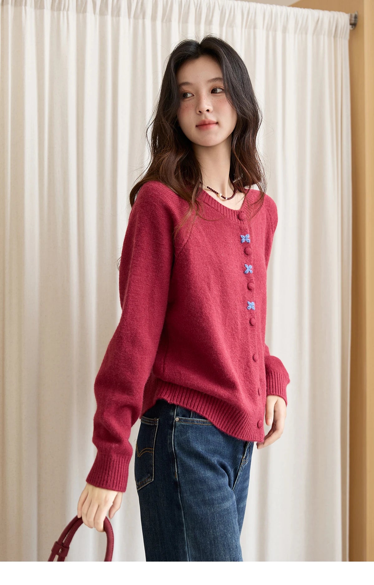 MISHOW Red Knitted Cardigan for Women 2025 Autumn Round Neck Single Breasted Buckle Embroidered Casual Cardigans Lady MXE47Z2621
