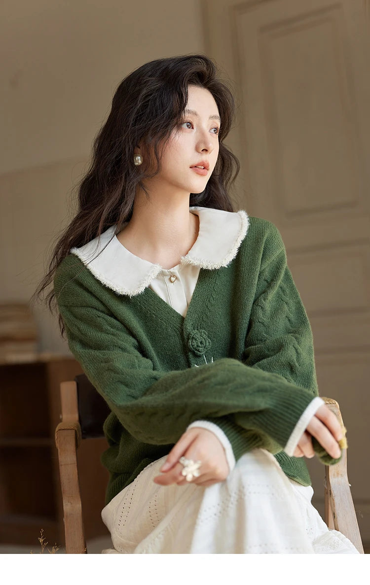 MISHOW Cardigan V-neck Women Three-Dimensional Flowers 2024 Fall Gentle Soft Knitted Sweaters Women Short Tops MXD36Z0894