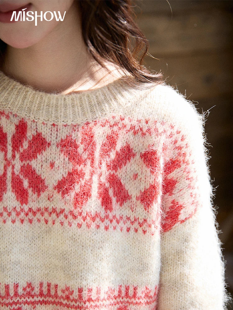 MISHOW Christmas Geometric Jacquard Sweater for Women 2025 Winter Beige White Wool Round Neck Loose Knitted Sweater MXE93Z2938