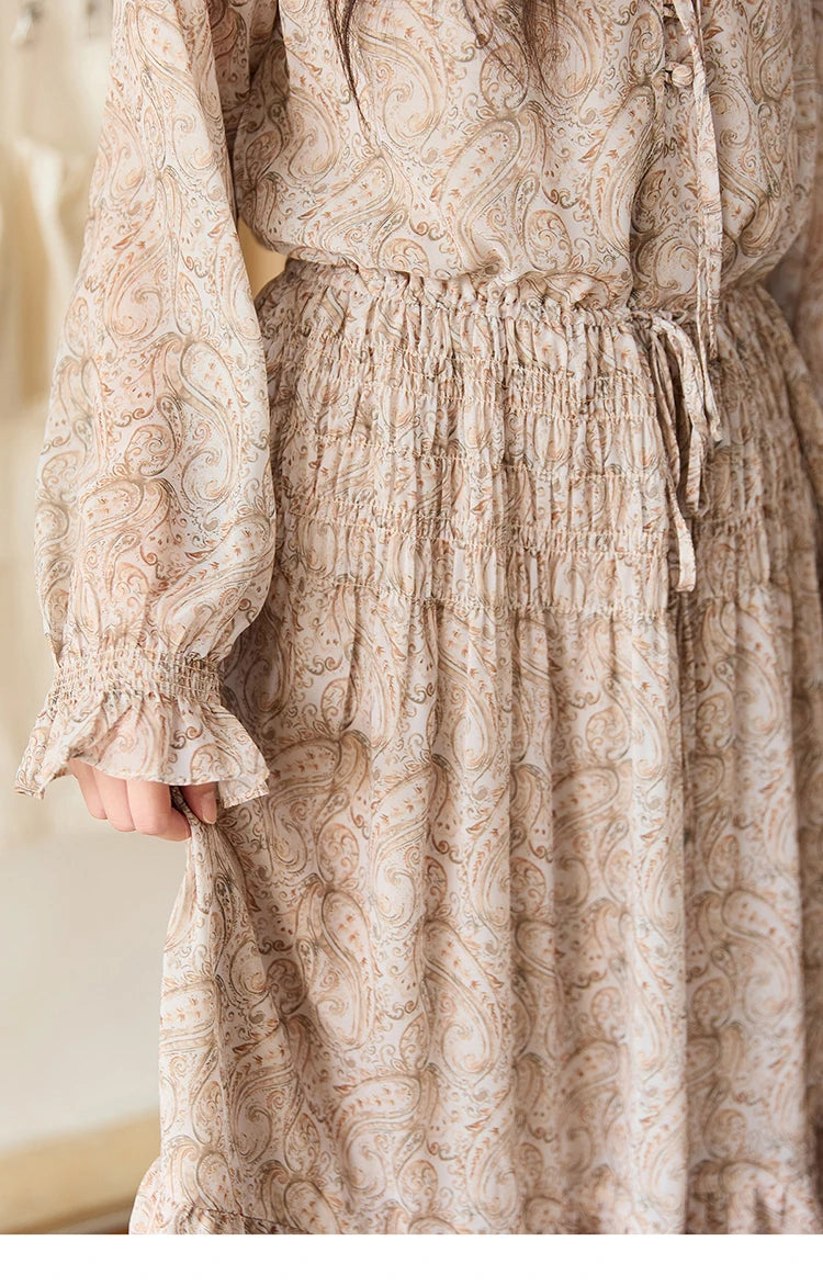 MISHOW Cashew Flower Dress for Woman 2025 Autumn Romantic Style Printed Dress Long Sleeve Ruffled Tie Waist Dress MXE46L2520