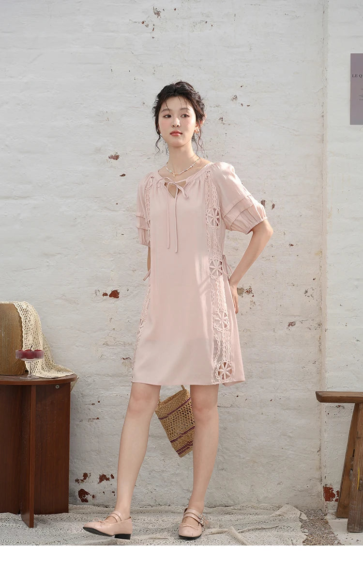 MISHOW Vacation Tea Break Sweet Dress 2024 Summer French Temperament Hollowed Out Dresses Embroidered Lace-up Dress MXD30L1950