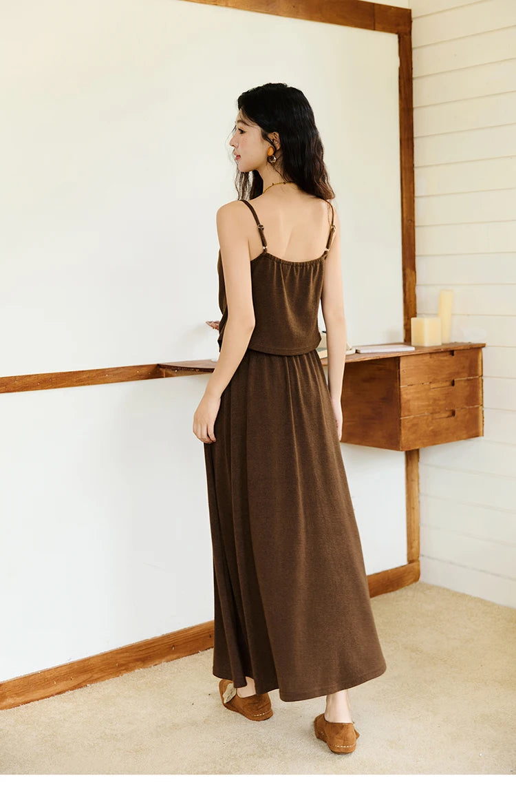 MISHOW Camisole Skirt Suit 2025 Retro Dark Brown Pleated Design Tank Top A-line Skirt  Autumn Women's Clothing Set MXE46T1378