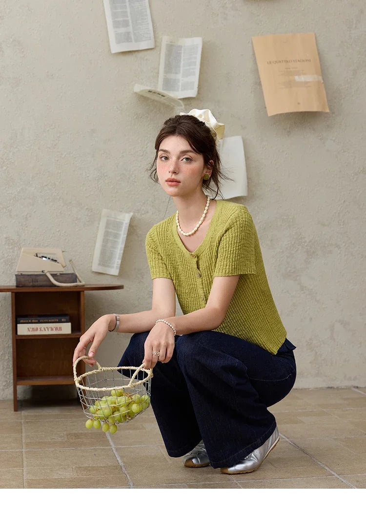 MISHOW Summer Knitted T-Shirts 2025 New Solid Short Sleeve Round Neck Thin Tops Female Fashion Versatile Office Lady MXE31Z1229