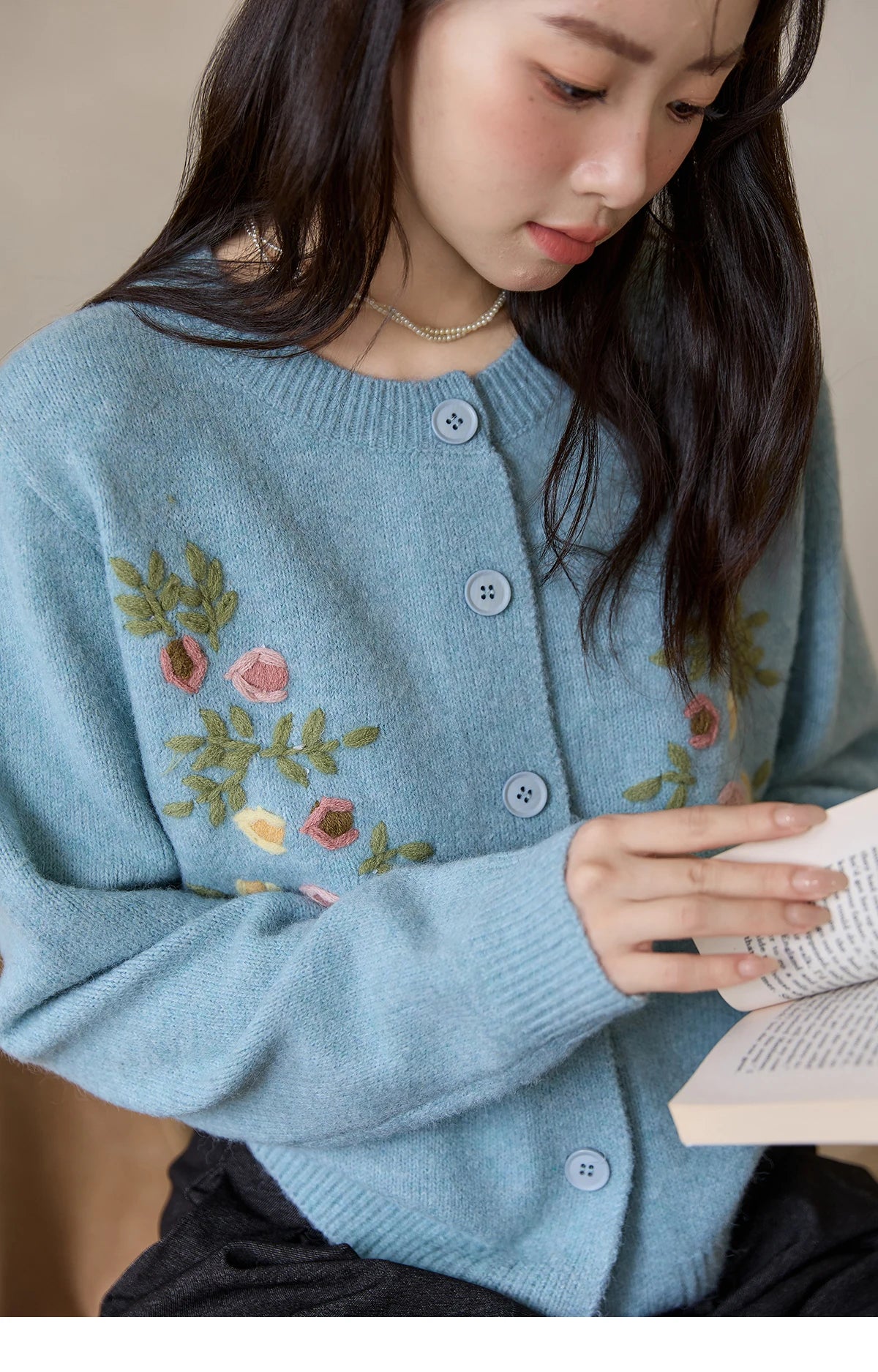 MISHOW Blue Floral Embroidered Cardigan for Women 2025 Autumn Winter New Loose Crew Neck Long Sleeves Sweater Wool MXE51Z2695