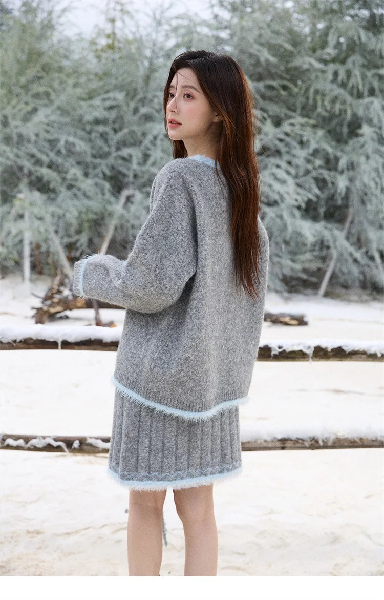 MISHOW Woman Gray Sweater Skirt Suit 2025 Winter Fashion Crew Neck Long Sleeve Sweater Knitted Mini Skirt Suit Woman MXE51T1406