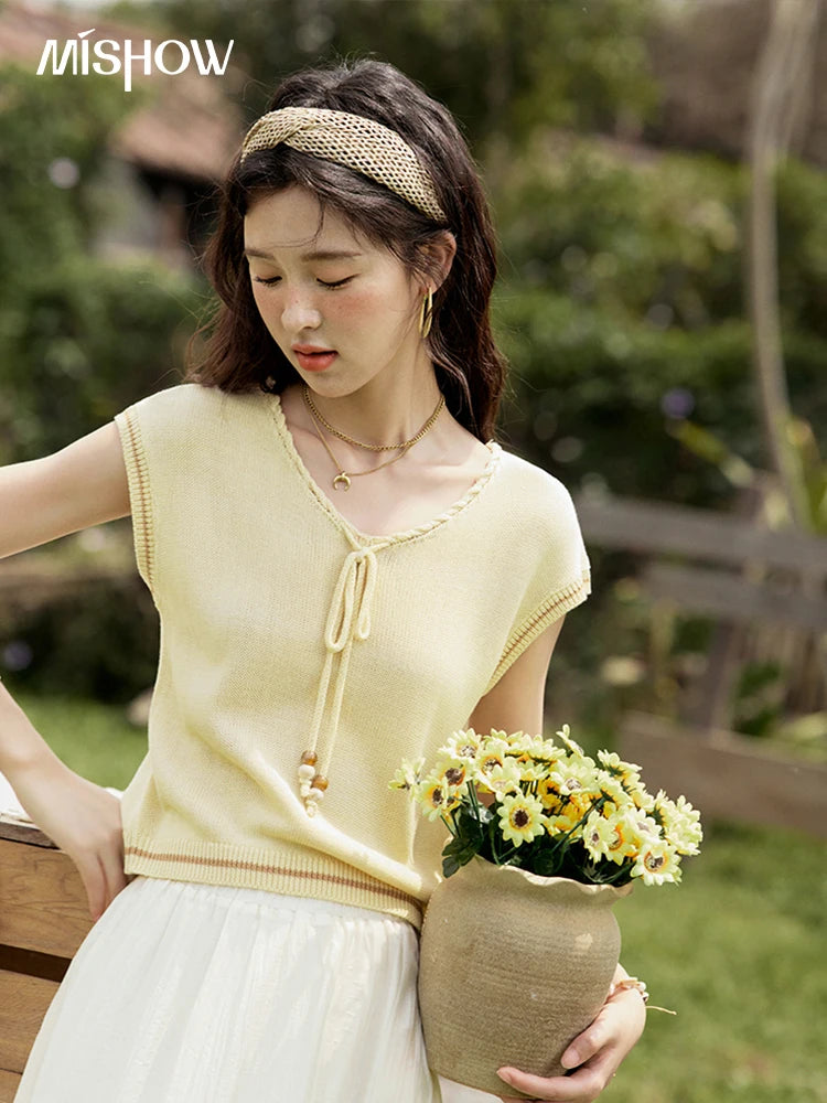 MISHOW Office Lady Summer Knitted Sweater V-neck Short Sleeve Solid Slimming Bead Design Pullover Female Lazy Tops MXE33Z1227