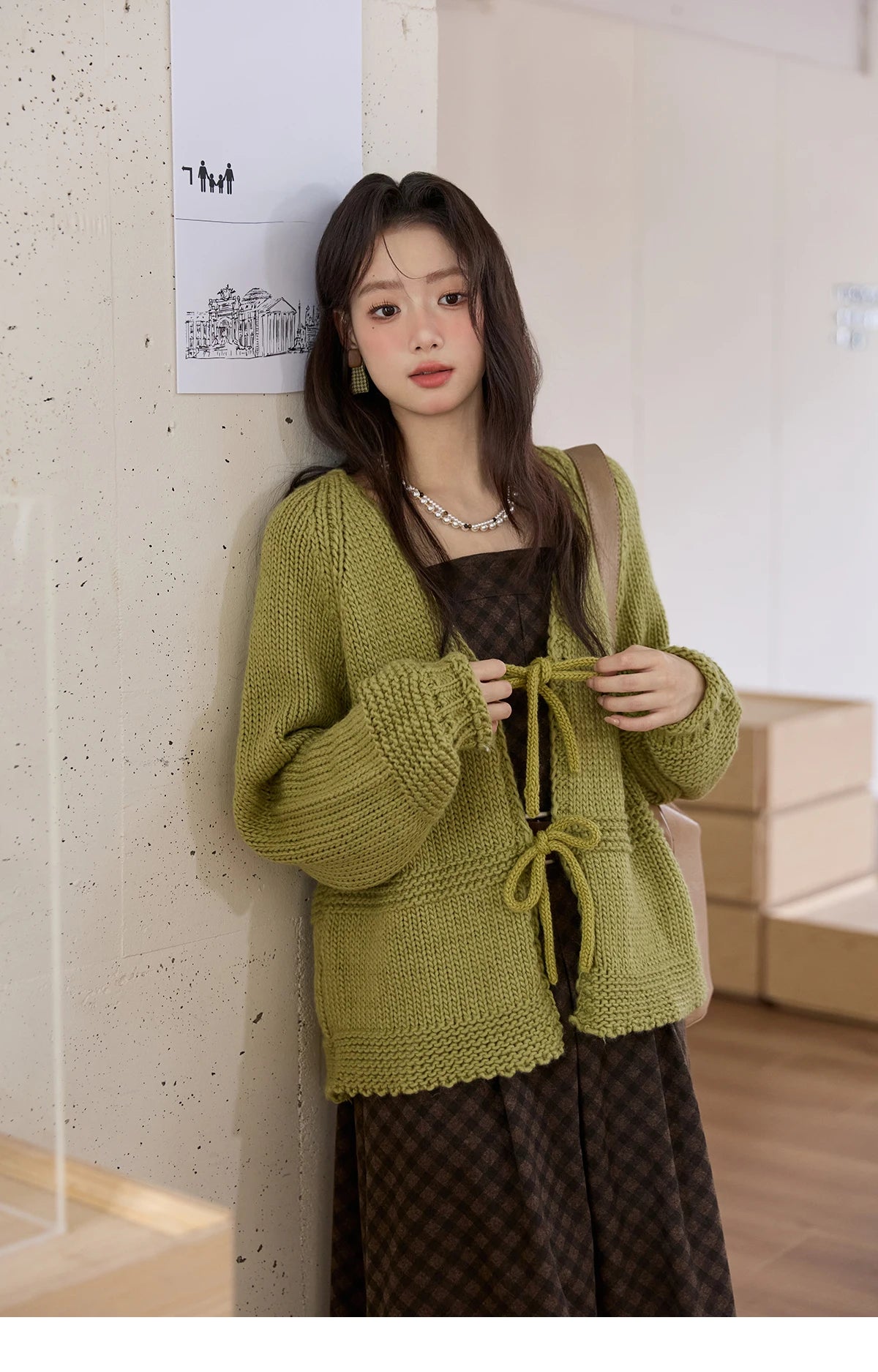 MISHOW Women's Avocado Green Knitted Cardigan 2025 Winter Lantern Sleeve Sweater Female V-neck Lace-up Loose Cardigan MXE51Z2694