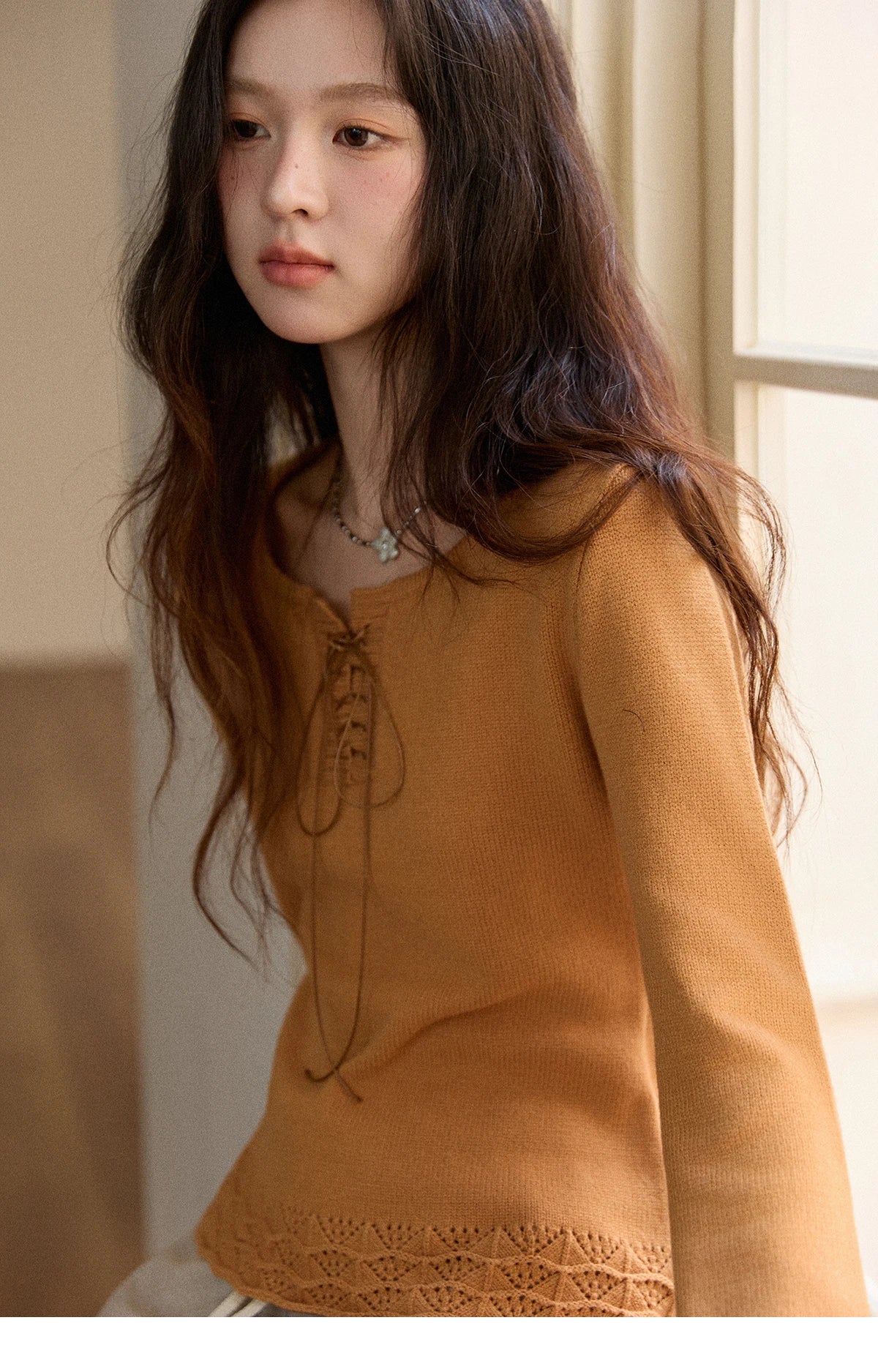 MISHOW Woman Beige Knit Top 2025 Winter Contrast Color French Style Hem Hollow Crochet Sweater Slim Long Sleeves Top MXE89Z2634