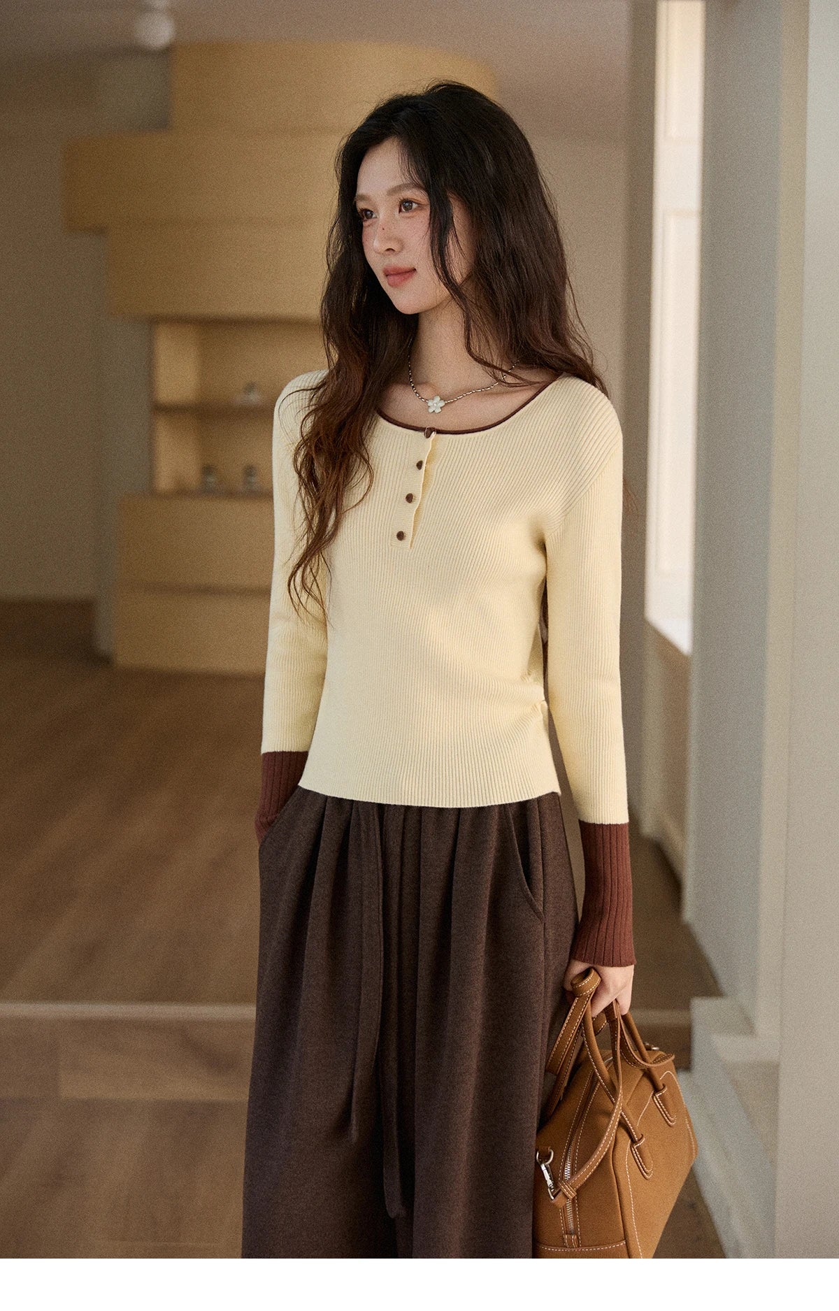 MISHOW Long Sleeves Sweater Women 2025 Winter New Retro Contrast Color Crew Neck Knit Top Comfortable Slim Sweater MXE89Z2639