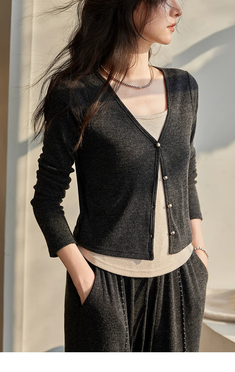 MISHOW Women Casual False Two Pieces Splicing Knit Wide-legged Pants Separately 2024 Fall Winter Elastic Waist Pants MXD35Z0877