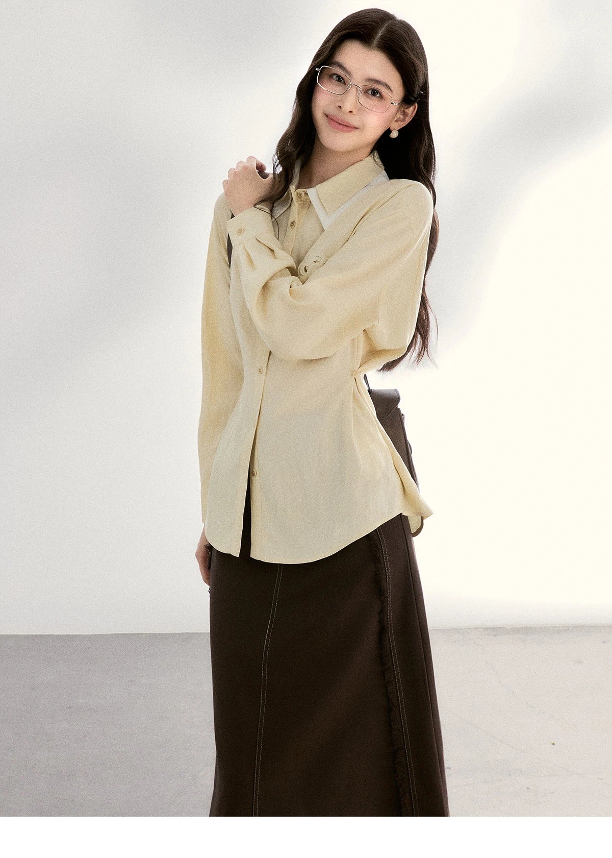 MISHOW Women's Contrast Trim Lapel Collar Shirts 2026 Spring Floral Embroidery Pocket Decor Button Waist Casual Shirt MXF13C2440