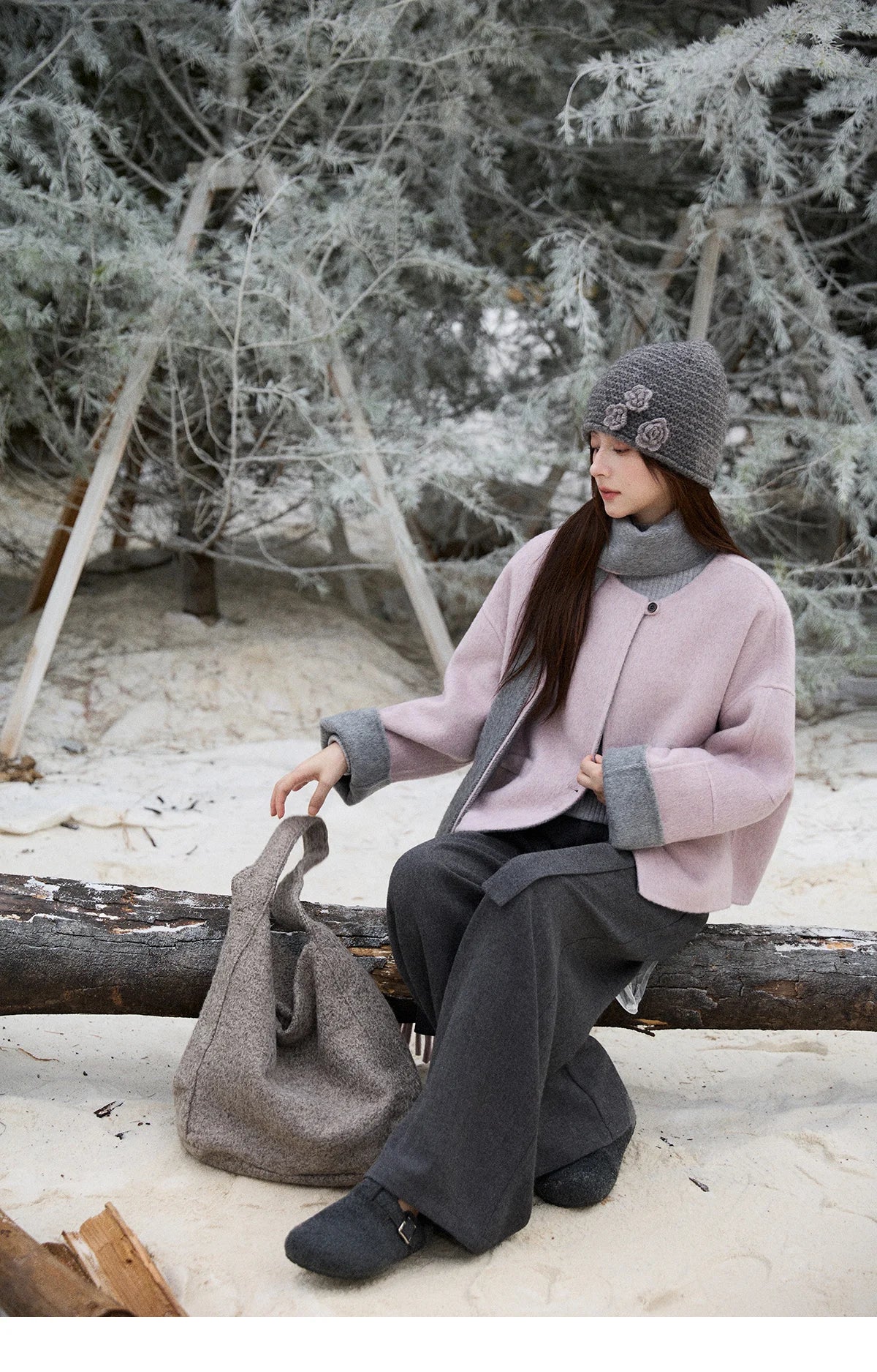 MISHOW Women's Tweed Wool Double-Faced Short Coat with Scarf 2025 Winter Loose Warm Outerwear O-neck Coat Office Lady MXE86W0977