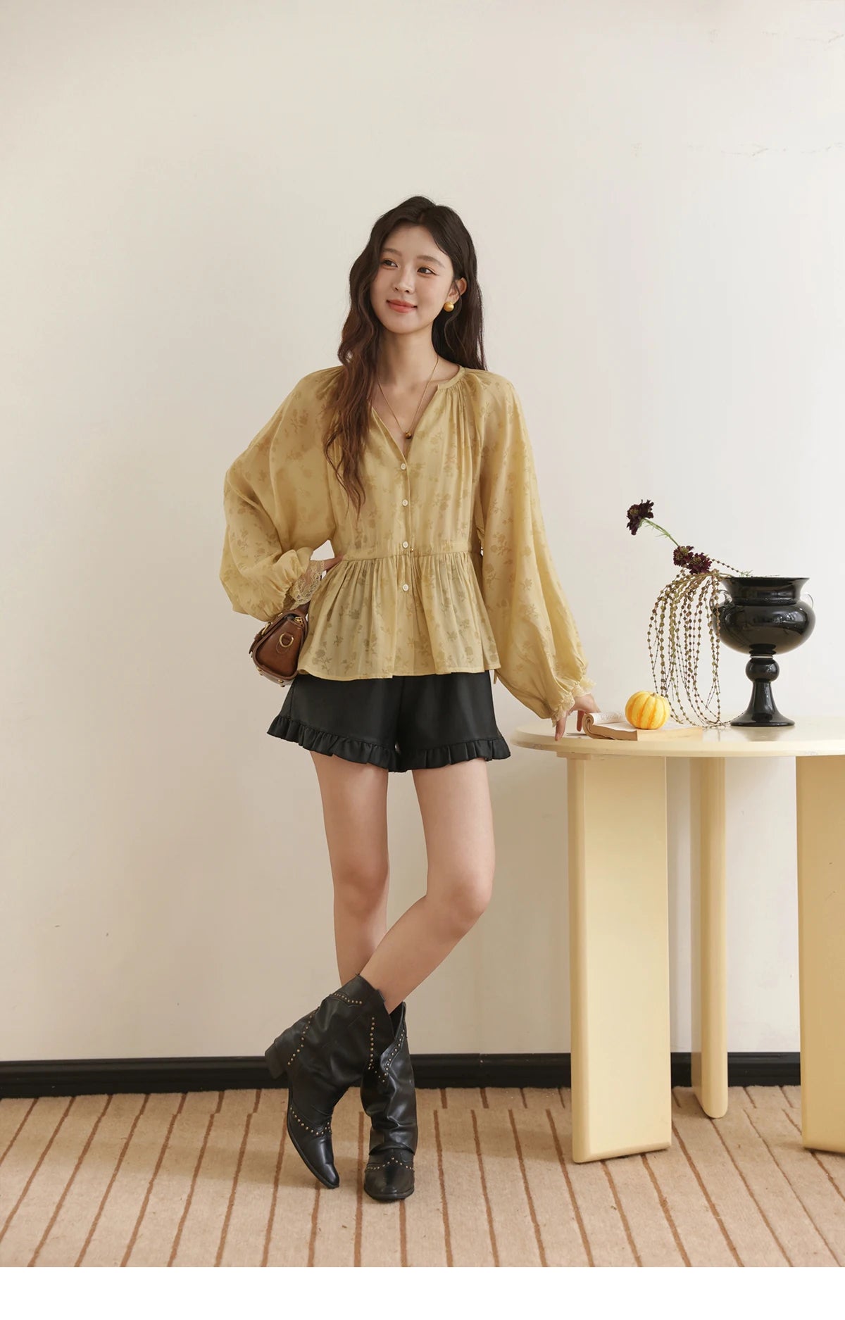 MISHOW Elegant Woman Shirt 2025 Autumn Yellow Printing Lantern Sleeves Shirt Commute Drawstring Waist Lace Trim Top MXE45X2499