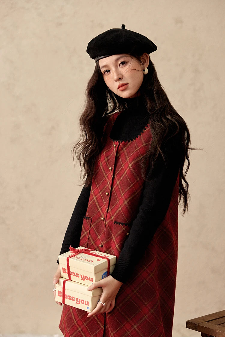 MISHOW Plaid Dress for Women Winter 2024 Contrasting Color Square Neck Plaid Dresses Woolen Sleeveless Vest Dress MXD58L2078