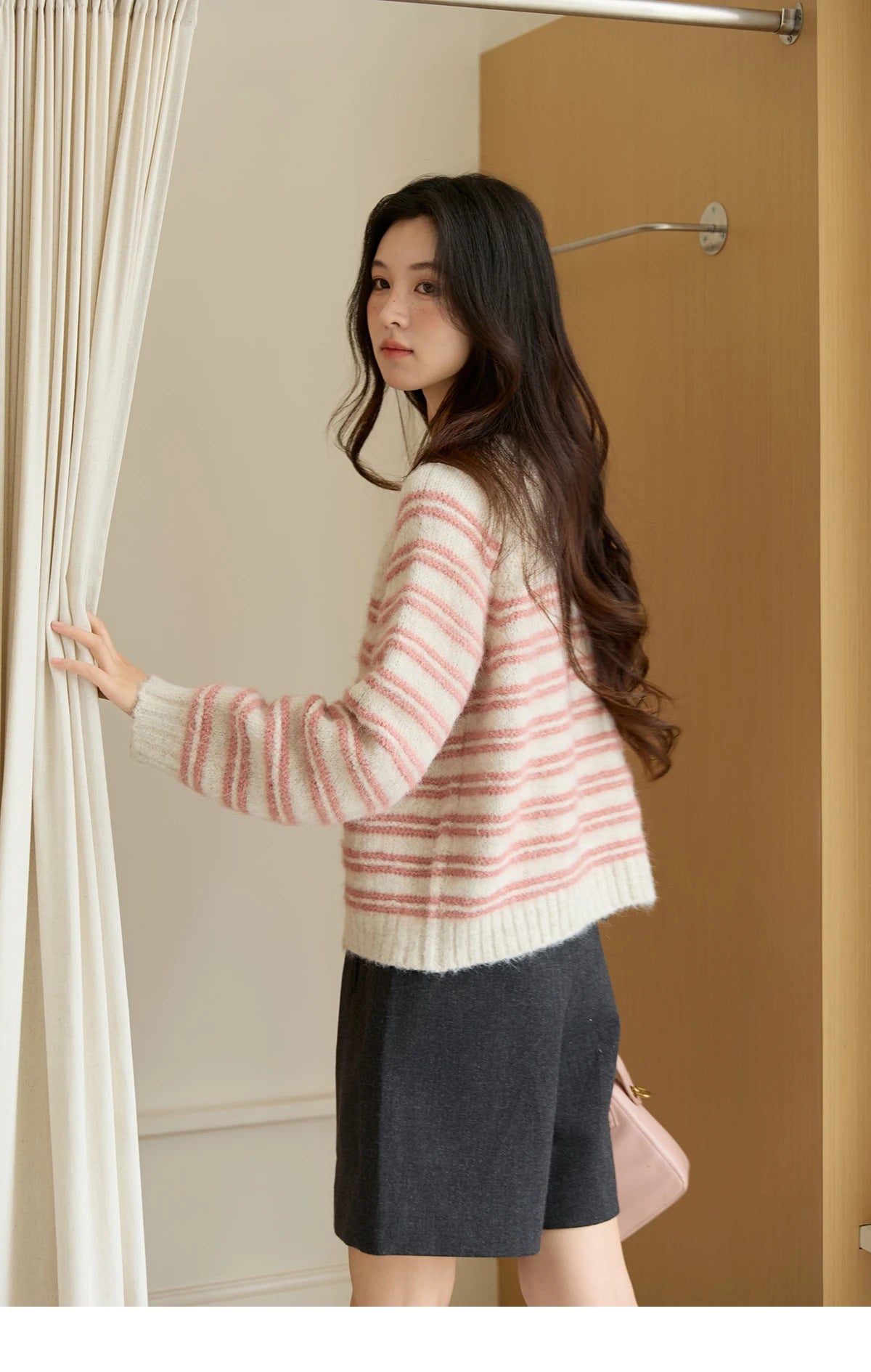 MISHOW Women's Pink Striped Cardigan 2025 Autumn Winter French Style Round Neck Wool Blended Sweater Loose Casual Top MXE49Z2615