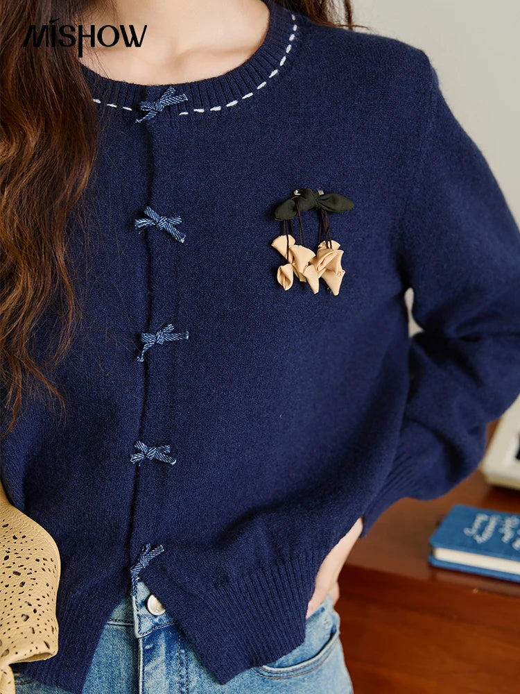 MISHOW Christmas Soft Knitted Cardigan Autumn Bow Placket Retro with Brooch Lantern Sleeve Sweaters O Neck Solid Top MXE45Z1377