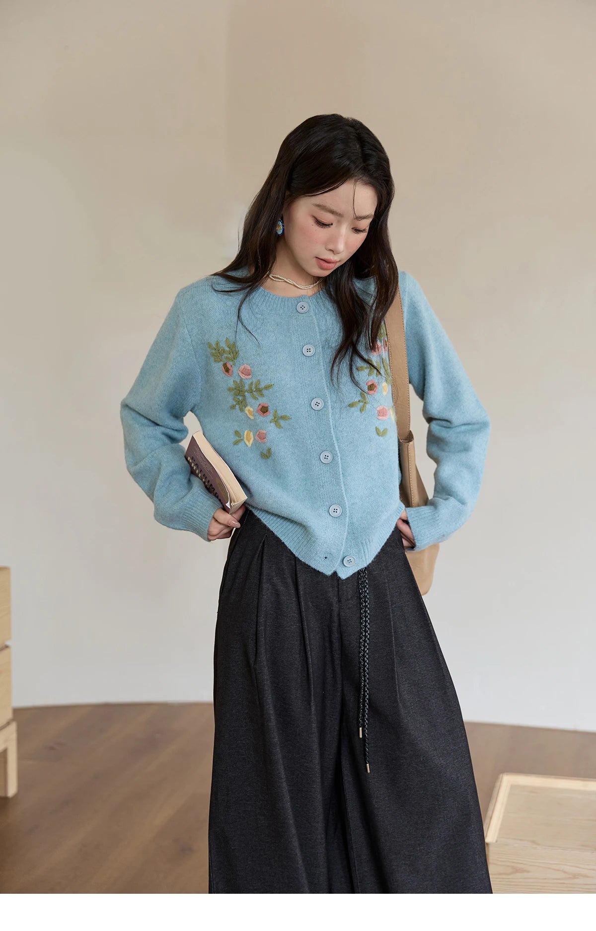 MISHOW Blue Floral Embroidered Cardigan for Women 2025 Autumn Winter New Loose Crew Neck Long Sleeves Sweater Wool MXE51Z2695