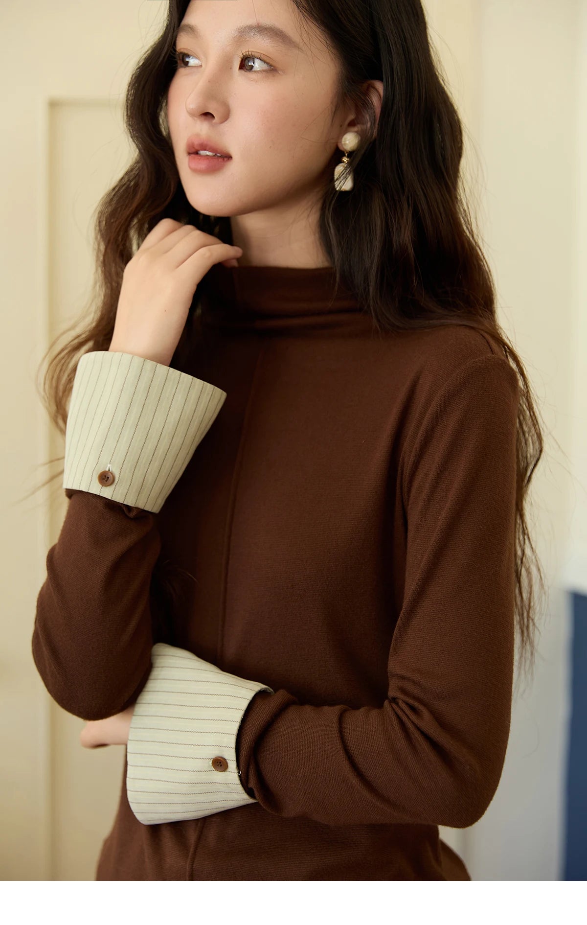 MISHOW Knitted Tops for Women 2025 Autumn New Apricot Stand Collar Long Sleeves Slim Fit with Detachable Cuffs Tops  MXE49Z2532