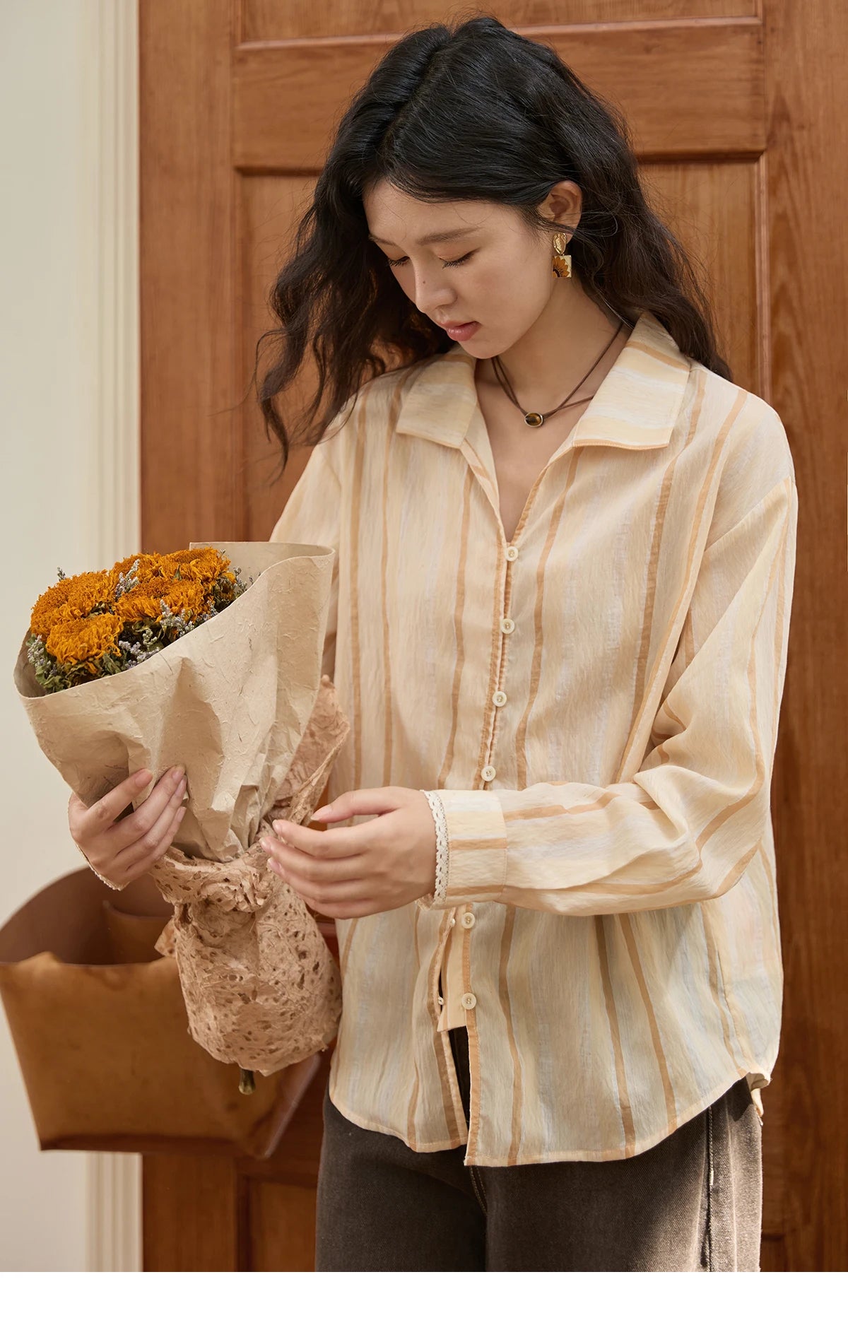 MISHOW Women's Korean Orange Stripe Linen Shirt 2025 Autumn Lapel Collar Lace Trim Cuffs Breathable Shirt Office Lady MXE43C2379