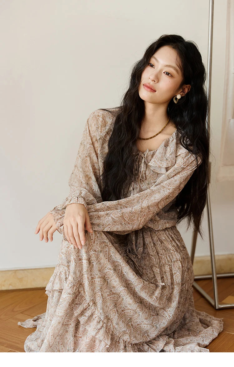 MISHOW Cashew Flower Dress for Woman 2025 Autumn Romantic Style Printed Dress Long Sleeve Ruffled Tie Waist Dress MXE46L2520