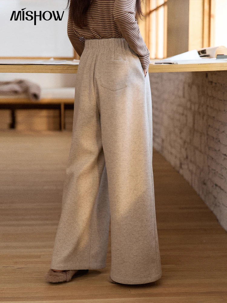 MISHOW  Women's Winter Pants 2025 Retro Trousers with Three-dimensional Pleats Pants Pocket Decoration Wide Leg Pants MXE90K1129