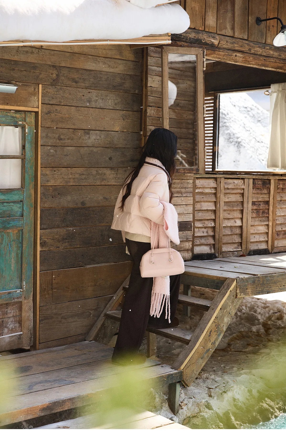 MISHOW Women's Sweet Knitted Lapel Collar Short Down Jacket 2025 Winter White Duck Down Single-Breasted Zipper Coat MXE94Y0094