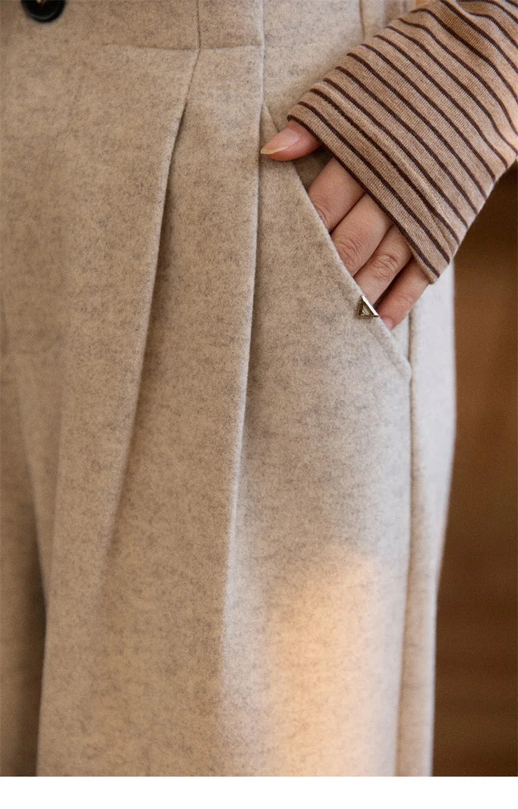 MISHOW  Women's Winter Pants 2025 Retro Trousers with Three-dimensional Pleats Pants Pocket Decoration Wide Leg Pants MXE90K1129