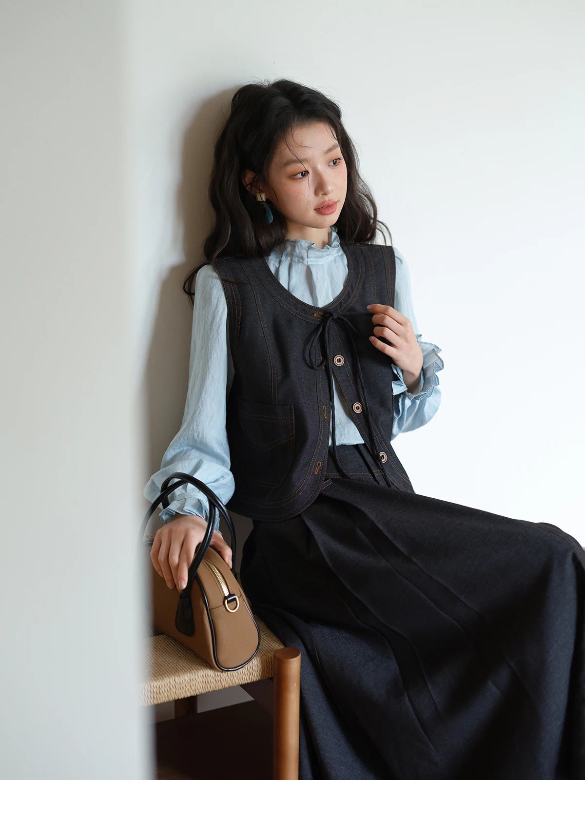 MISHOW Deep Blue Imitation Denim Vest Coat 2025 Autumn Round Neck Lace-up Coat Contrasting Button Single Breasted Top MXE41W0797