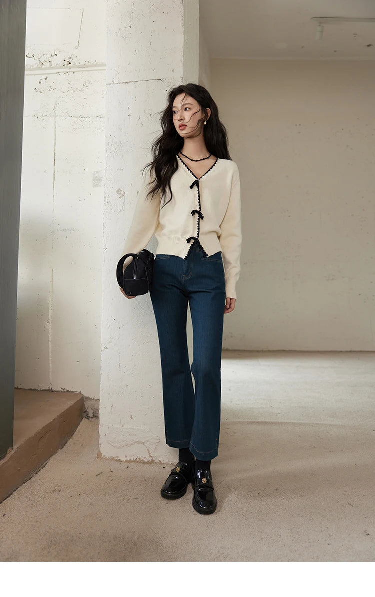 MISHOW Simple Knitted Cardigan Women V-Neck Single Breasted Bow Sweater Jacket Elegant French Long Sleeve Knitted Top MXD34Z0938