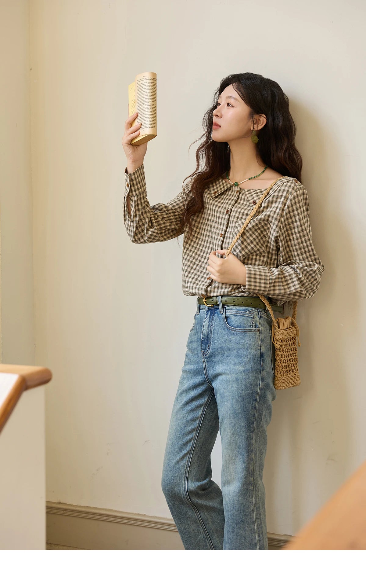 MISHOW Women's Casual Shirts Cotton Autumn Side Slit Pockets Plaid Shirts Commute  Elegant Chic Woman Top with Belt MXE44X2469