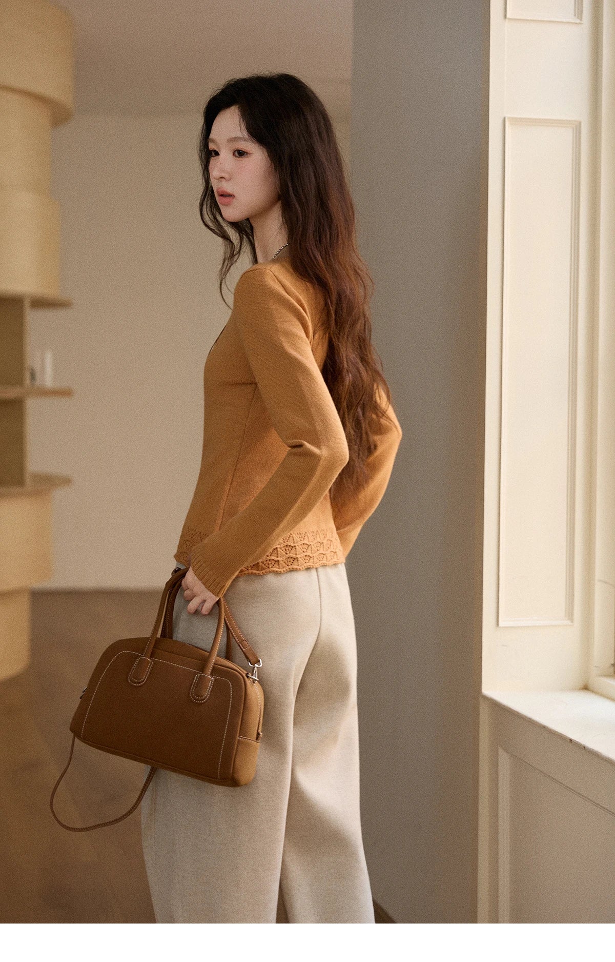 MISHOW Woman Beige Knit Top 2025 Winter Contrast Color French Style Hem Hollow Crochet Sweater Slim Long Sleeves Top MXE89Z2634