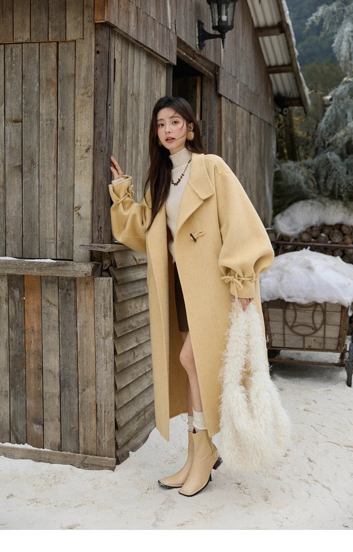 MISHOW Women's Long Coats 2025 Winter Yellow Double-faced 100% Wool Coat Windproof Lantern Sleeve Turtleneck Coat MXE51W0902