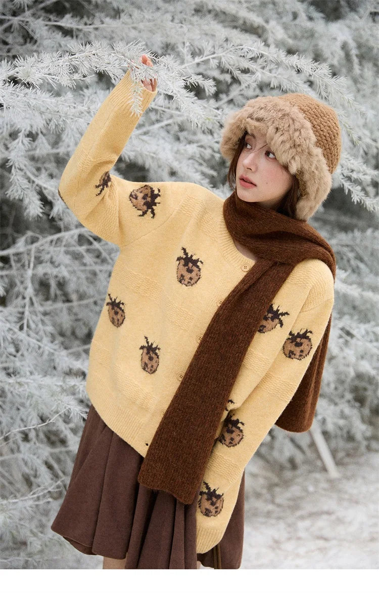 MISHOW Cardigan Women 2025 Autumn Winter Fashion Fuuny Pineapple Jacquard Round Neck Single-breasted Sweater Woman MXE87Z2752