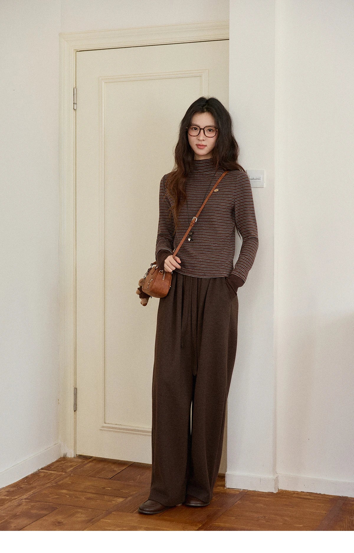 MISHOW Brown Wide-leg Pants for Women2025 Winter Thickened Warm Drawstring Waistband Retro Casual Trousers Woman MXE87K1126