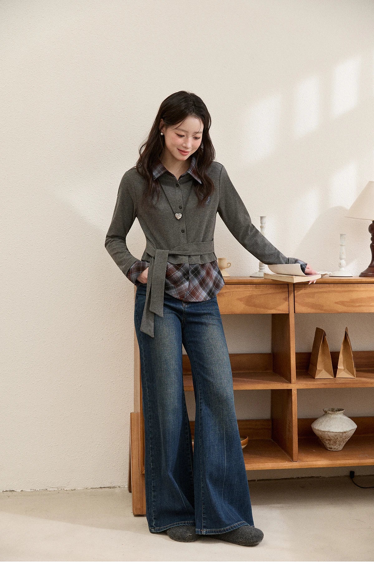 MISHOW Women's Shirt 2025 Autumn Winter Fake Two-piece Plaid Patchwork Knit Top Lapel Waist Tie Embroidery Design Top MXE89C2421