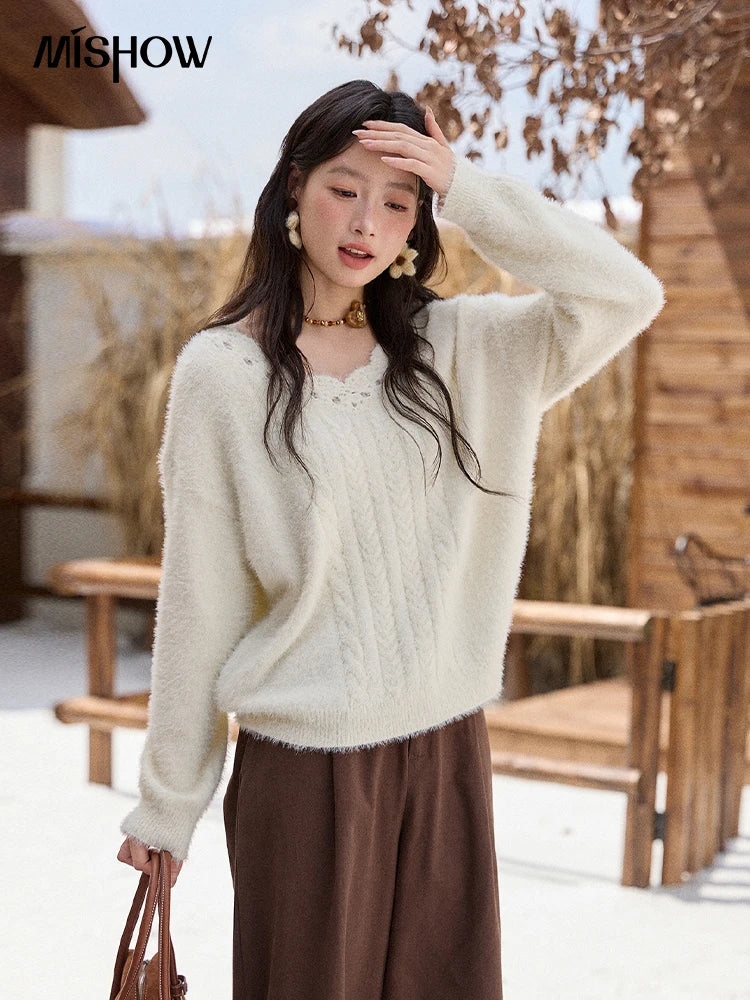 MISHOW Fashion Pullover Women 2025 Autumn Winter Apricot Soft Loose V-neck Cable Knit Sweater Office Lady Loose Top MXE51Z2594