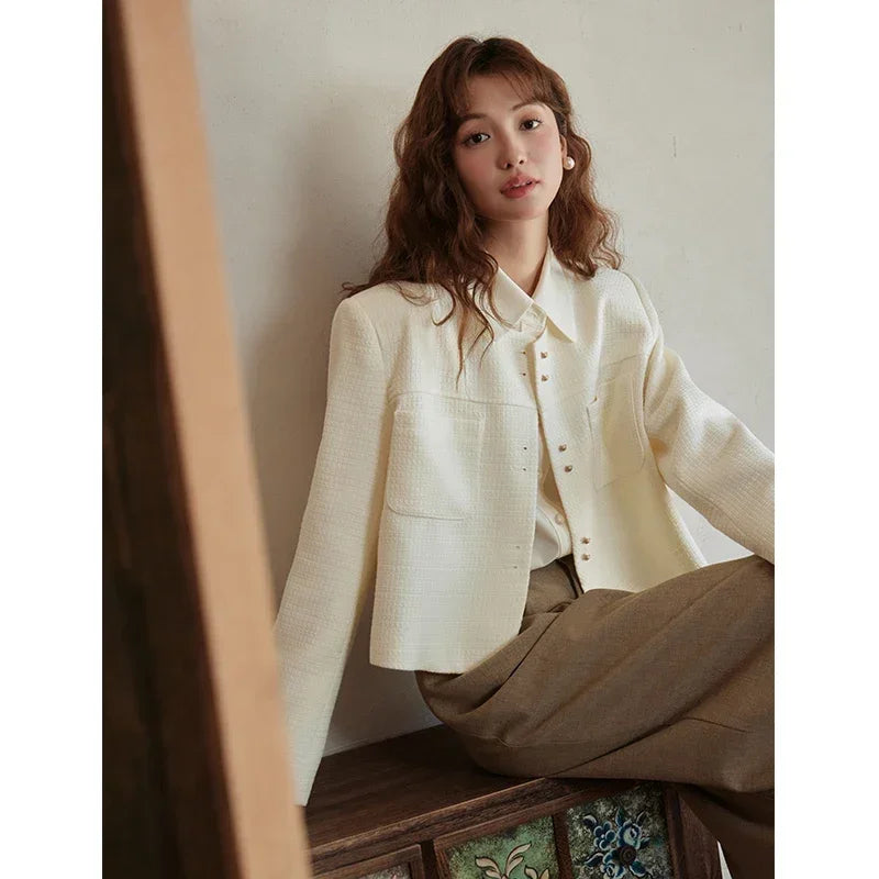 MISHOW Retro Round Neck Coats for Women Spring Autumn Pockets Loose Gold Button Single Breasted Solid Short Jackets MXC44W0072