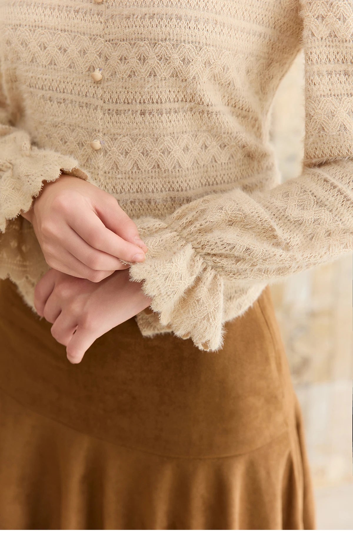 MISHOW Women's Casual Shirt 2025 Autumn Design Sense Elegant Lace Shirt New Half-high Collar Waist Slit Slim Tops MXE48X2501