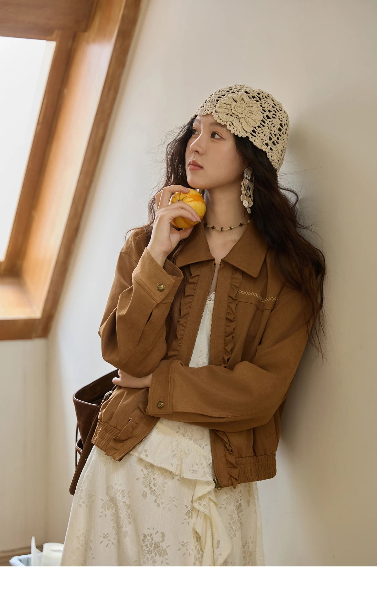 MISHOW Brown Suede Short Coat with Fungus Edge Pleating Autumn 2025 Lapel Zipper Casual Jackets Hem Elasticity Coats MXE43W0803