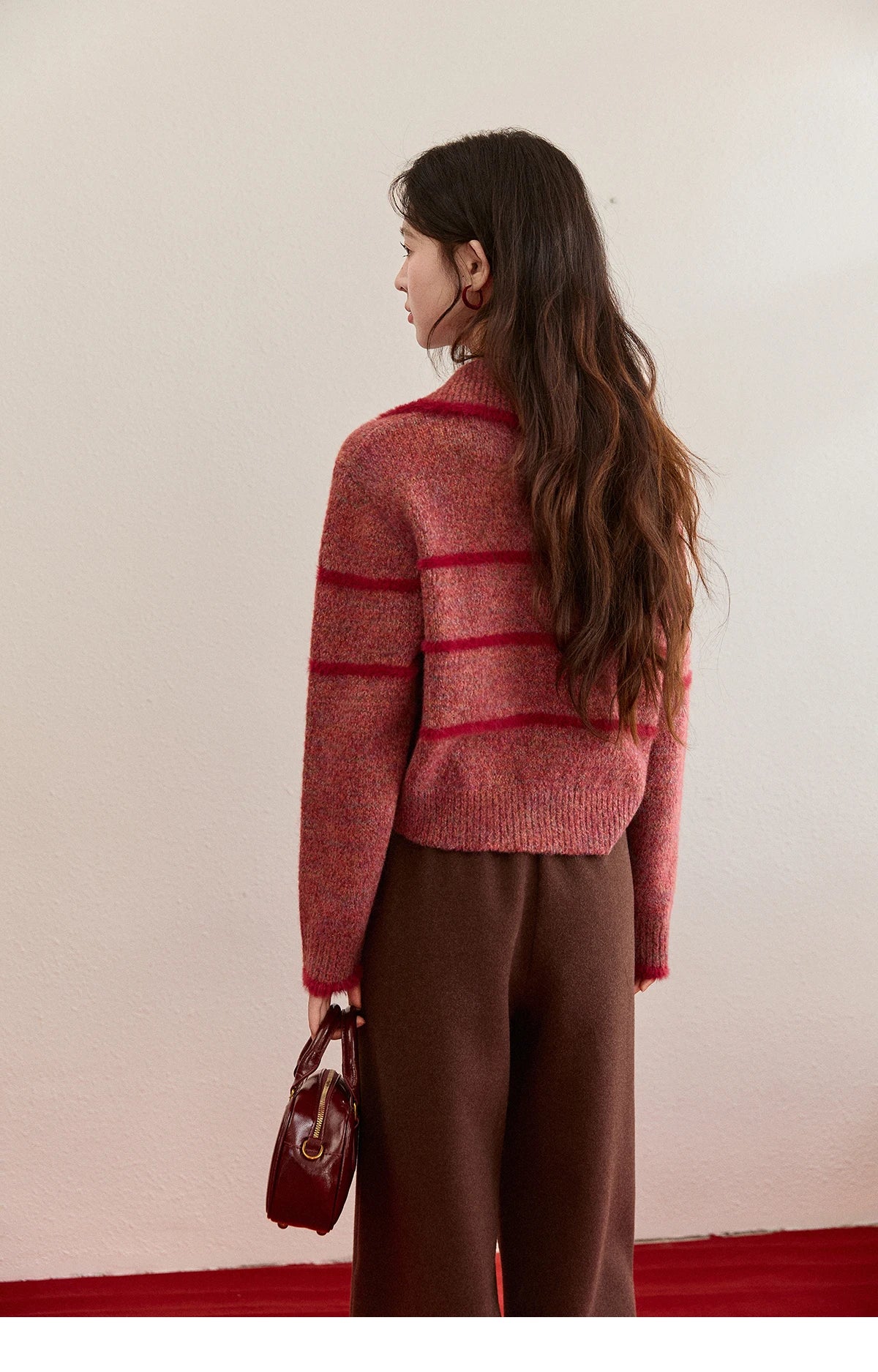 MISHOW Christmas Women's Retro Red Striped Large Lapel Knitted Cardigan 2025 Winter Color Block Fleece Patchwork Tops MXE94Z2888