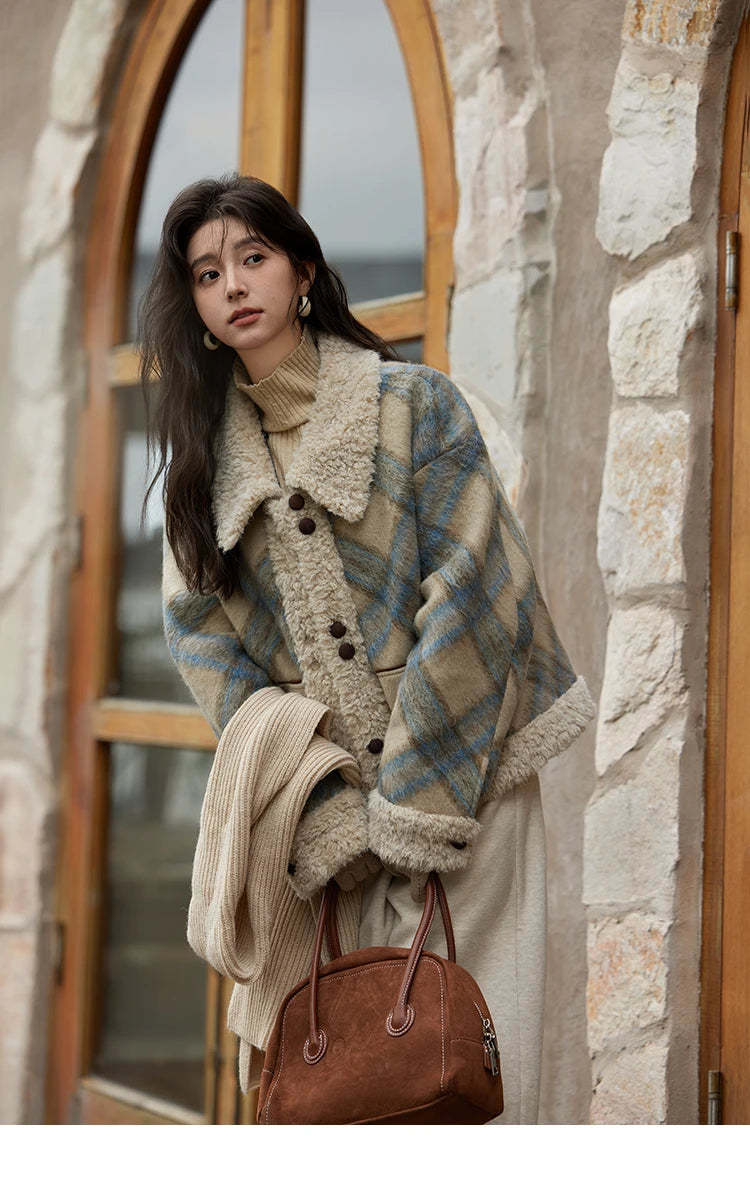 MISHOW Splicing Fleece Short Coat Women 2024 Winter Vintage French Plaid Tweed Thickened Warm Turn Down Collar Jacket MXD55W0574