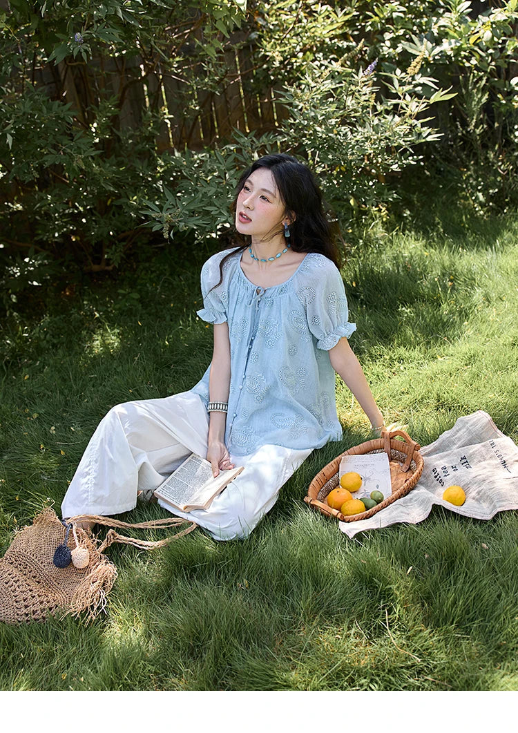 MISHOW Embroidery Flower Shirt for Women 2025 Summer New Fashion Loose Puff Sleeve Round Neck Top Female Clothing MXE39X1922