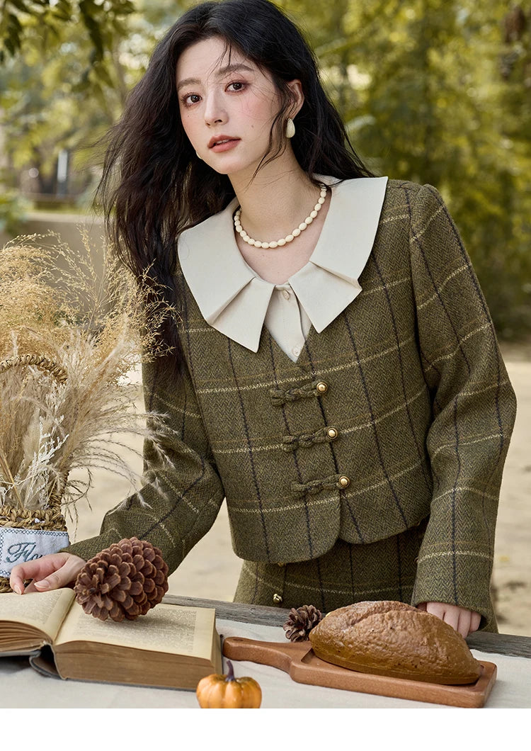 MISHOW Retro Plaid Tweed Jacket Short Skirt Separately Women 2024 Winter Doll Collar Jacket Pleated Mid Length Skirt MXD48W0469