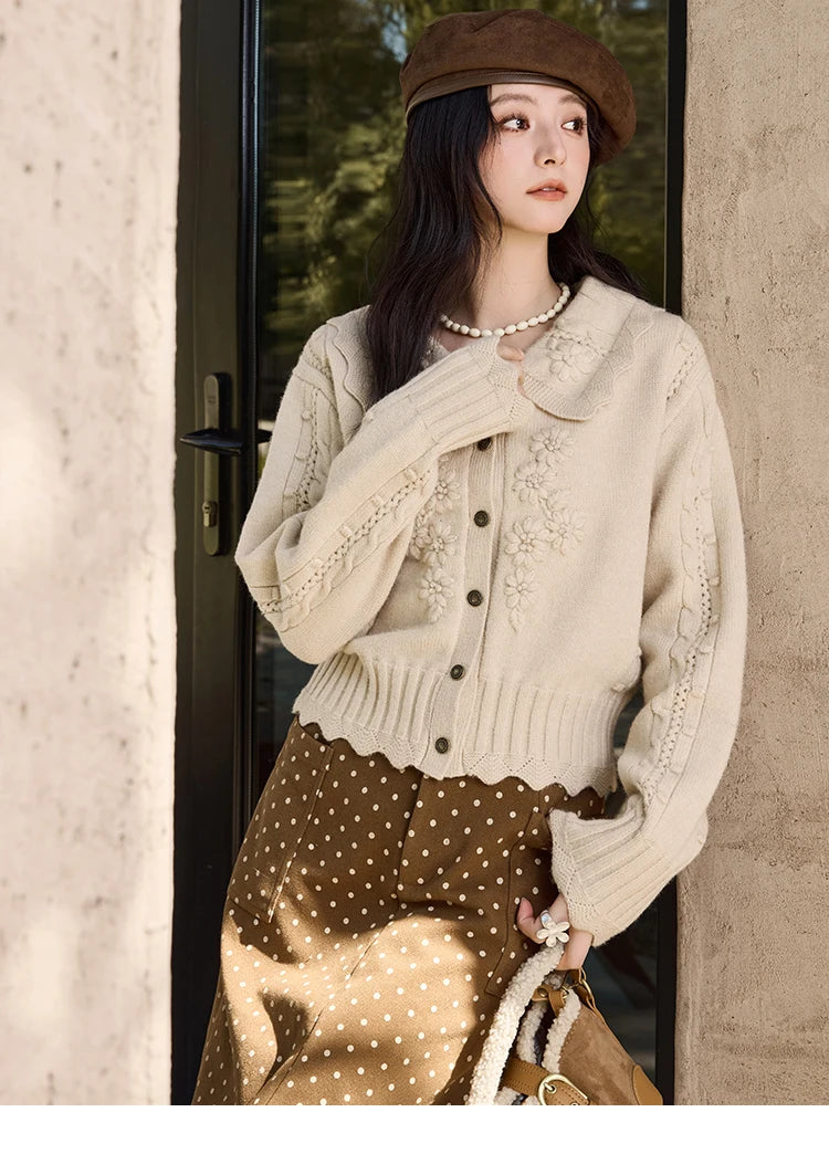 MISHOW Embroidered Sweater Women’s French Retro Doll Collar 2024 Fall Winter New Casual Long-sleeved Knit Sweater Top MXD35Z0895