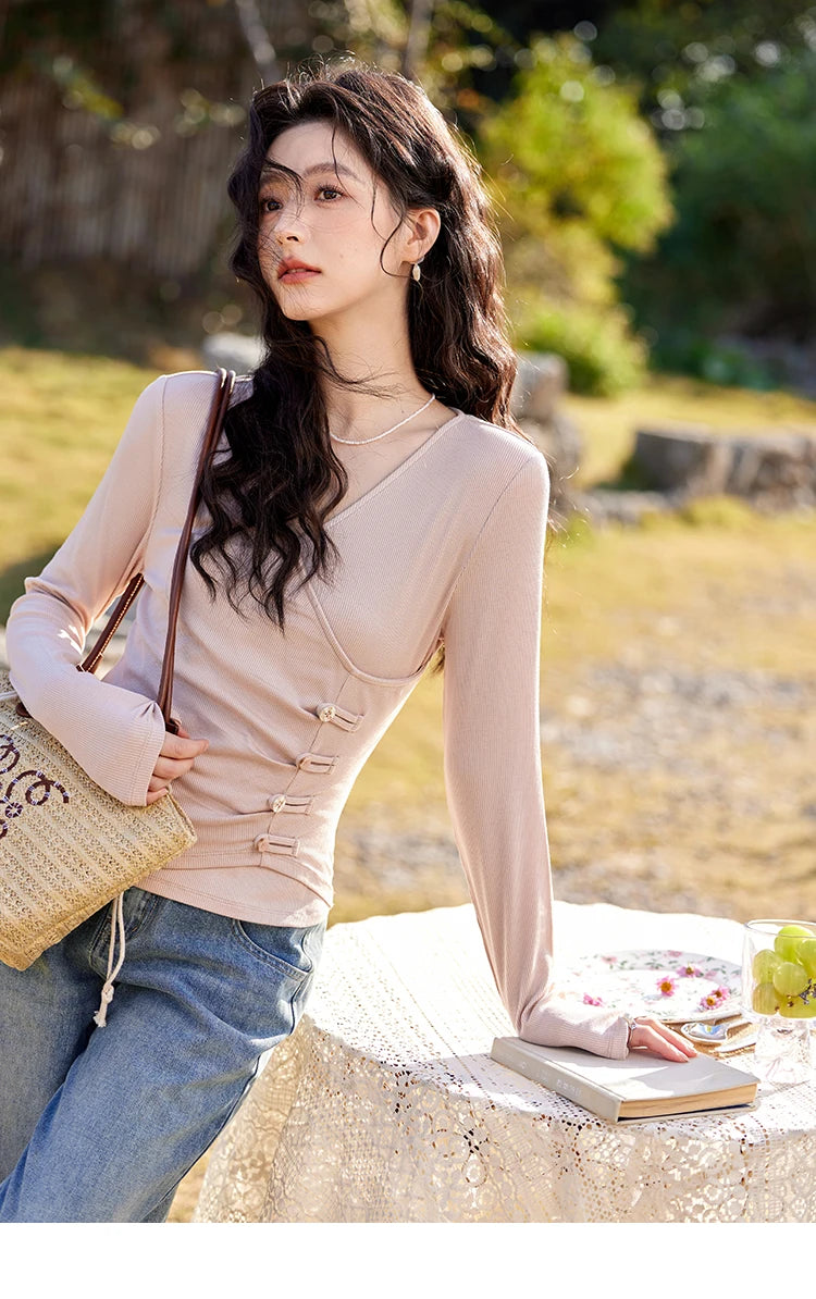 MISHOW Knitted Sweater Solid Color V-neck Long Sleeved Women Spring Summer New Fashion Elastic Slim Tshirt Tops Sweet MXE11Z1076