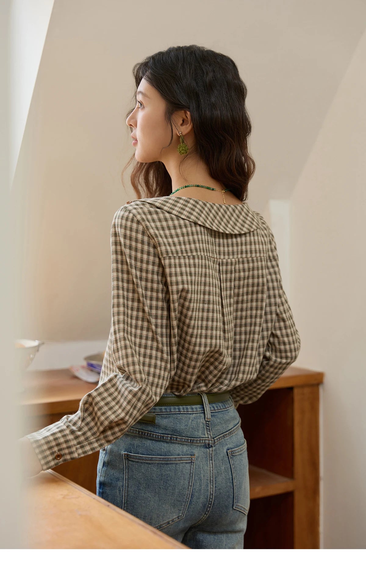 MISHOW Women's Casual Shirts Cotton Autumn Side Slit Pockets Plaid Shirts Commute  Elegant Chic Woman Top with Belt MXE44X2469