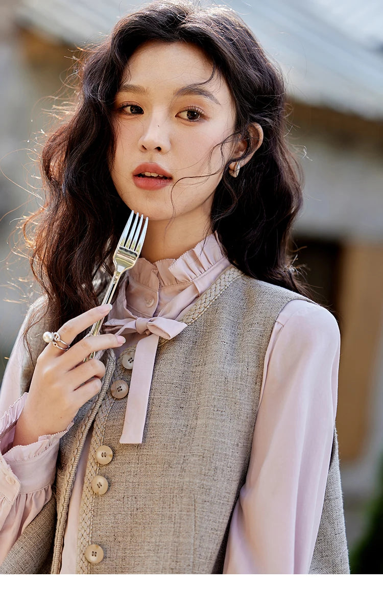 MISHOW Korean Woolen Texture Vest Short Skirt Separately Spring Outfit V-neck Vest Coats Slim A-line Pleated Skirts MXE13W0708