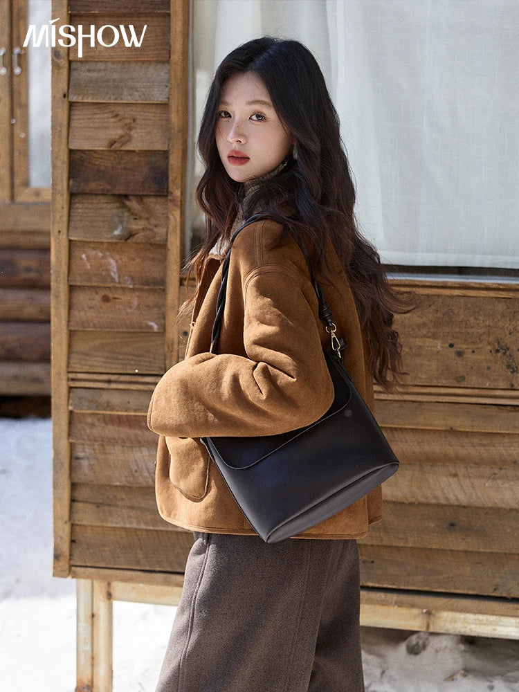 MISHOW Women's Brown Reversible Shearling Coat 2025 Winter Suede Polka Dot Lapel Coats Fleece Thick Warm Short Jacket MXE93W1012